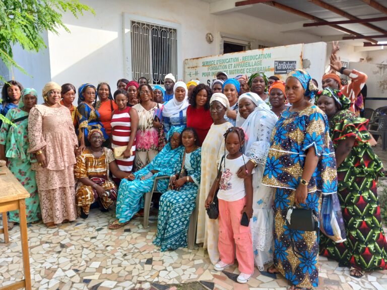 RASSEMBLEMENT DES PARENTS DES ENFANTS ATTEINTS DE PARALYSIE CEREBRALE